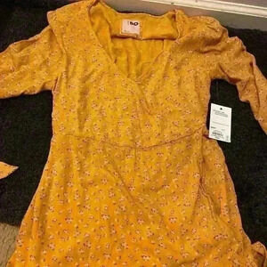 Medium dress So Brand